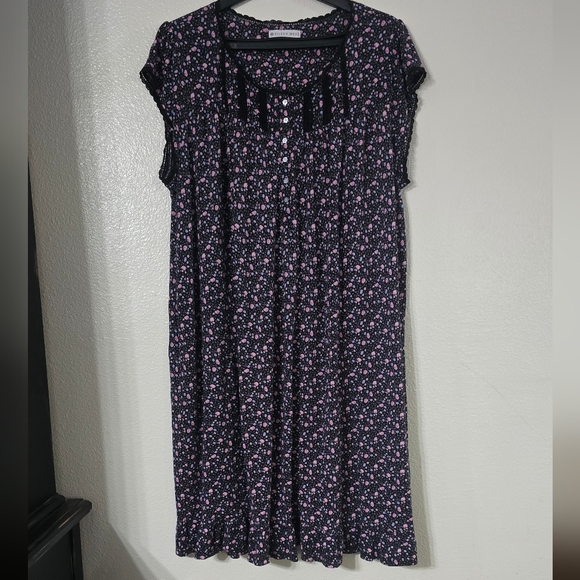 Eileen West Black Floral Nightgown 2X Cotton Modal Cottagecore - Picture 2 of 9